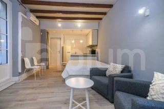 Estudio en alquiler en Sant Pere, Santa Caterina i la Ribera en Barcelona