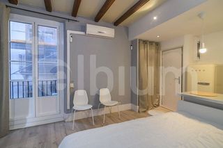 Estudio en alquiler en Sant Pere, Santa Caterina i la Ribera en Barcelona