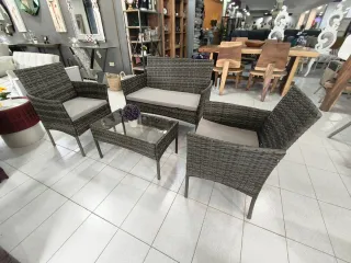 Conjunto exterior ratán y metal