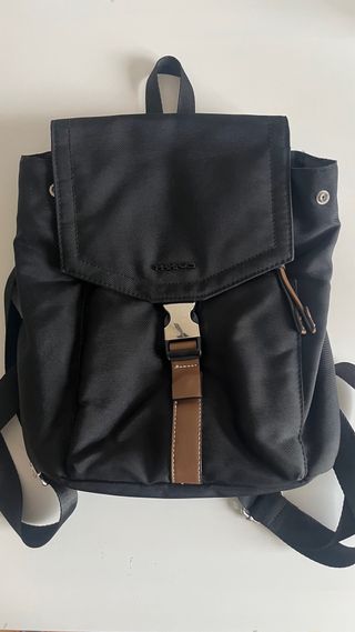 Mochila Negra Parfois