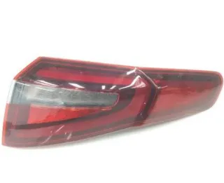 Luz trasera Magneti marelli Stelvio