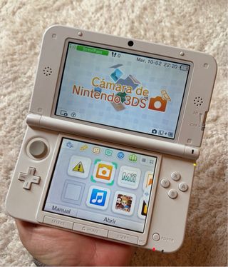 Nintendo 3DS XL Blanca + Caja y Accesorios