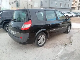 Renault Grand Scenic 2005 itv recién pasada