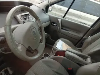 Renault Grand Scenic 2005 itv recién pasada