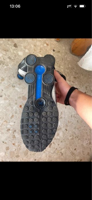 Nike Shox R4 Azul Negro y Plateado