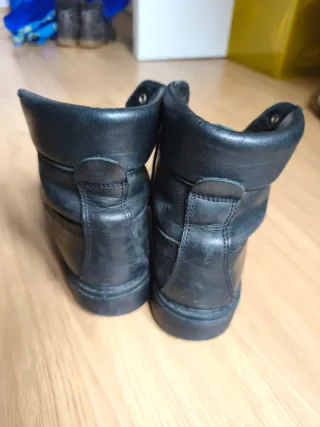 Botas de hombre negras