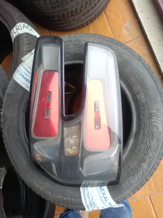 Piloto Trasero Gran Picasso 26290102