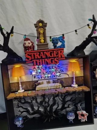 Diorama Stranger Things Iluminado