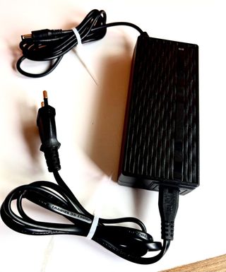 Cargador patinete eléctrico original Cecotec