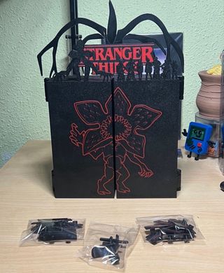 Expositor Coleccionista Stranger Things