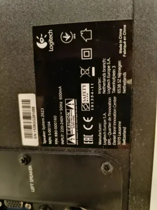 Altavoces Logitech Z623 - 200W Potencia increíble