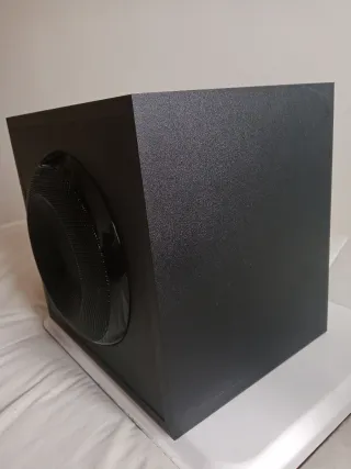 Altavoces Logitech Z623 - 200W Potencia increíble