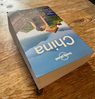 China (Lonely Planet Country & Regional Guides)