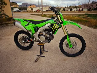 Kawasaki 450 KXF 2022