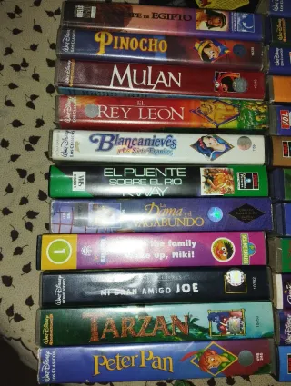 Urge regalar Lote Cintas VHS Disney y Películas Va