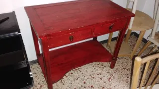 Escritorio vintage madera rojo