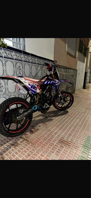 Moto Supermotard MRT Pro Azul/Roja