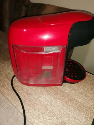 Cafetera Bosch Tassimo Roja y Negra