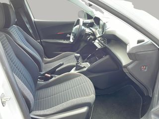 Peugeot 2008 BlueHDi 130 S&S Allure EAT8 96 kW (130 CV)