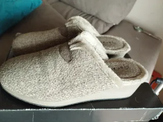 Zapatillas Garzón Talla 36 Beige