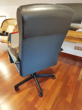 Silla de oficina negra (2 unidades)