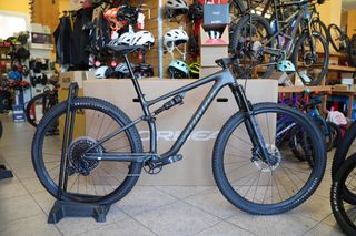 Specialized Epic Comp Carbon T-M