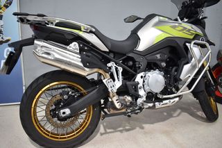 VOGE 900 DSX Aventura