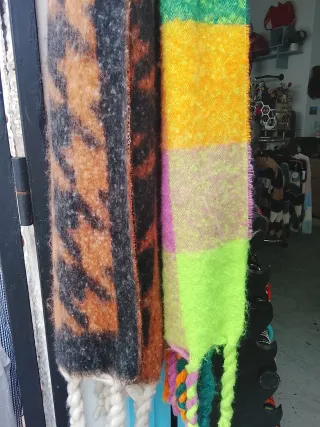 Lote 4 bufandas grandes