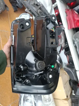 Piloto Trasero Izquierdo PSA 9678271580