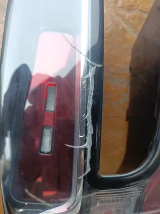 Piloto Trasero Izquierdo PSA 9678271580