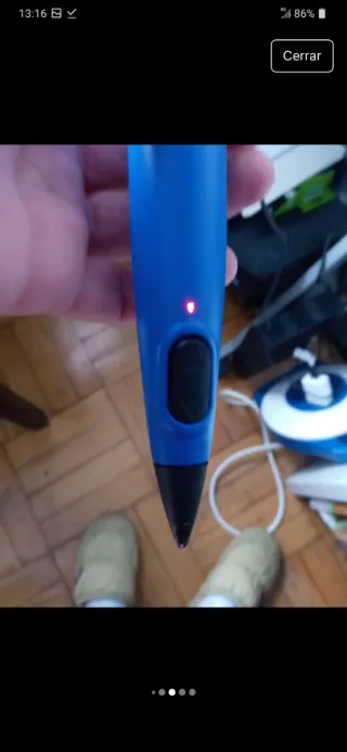 Lápiz 3D con filamentos y soporte