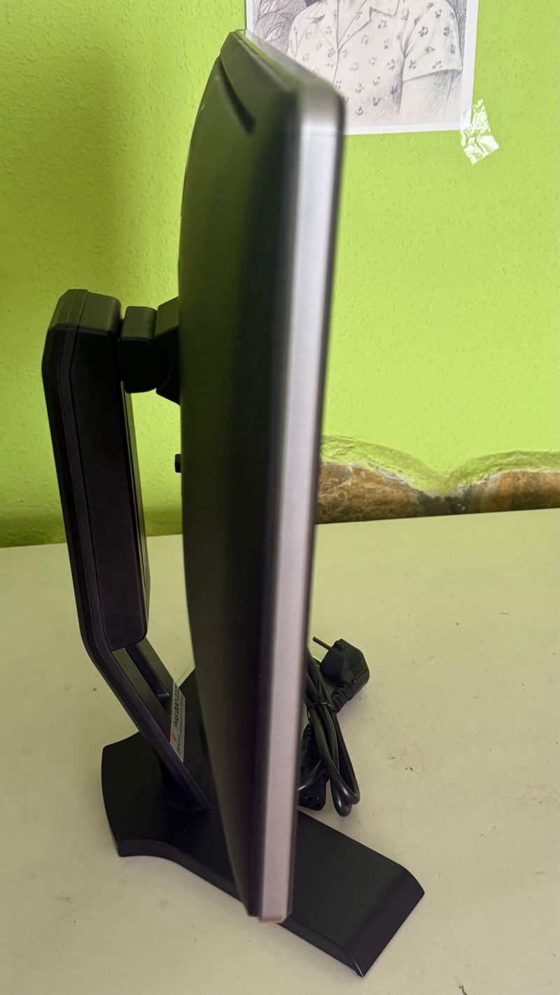 Monitor Dell 21 DVI-VGA Negro afbeelding 5