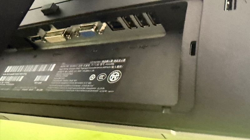 Monitor Dell 21 DVI-VGA Negro afbeelding 4