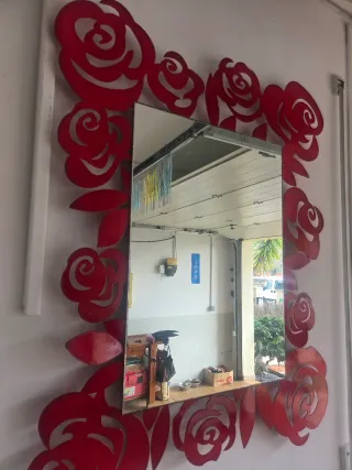 Espejo de Pared Decorativo Flores Rojas