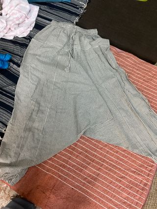 Pantalón estilo afro-hippie rayas