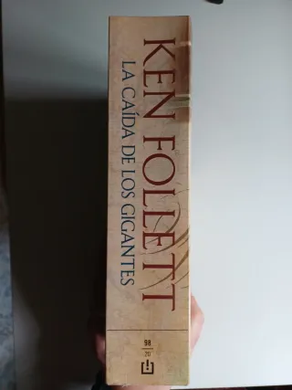 La caída de los gigantes - Ken Follett