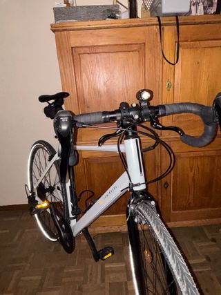 Bicicleta de carretera blanca Van Rysel talla M