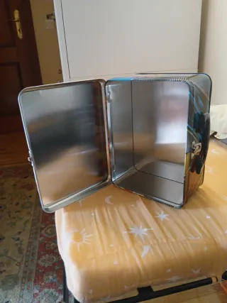 Pokemon Caja Metálica Trading Card Game