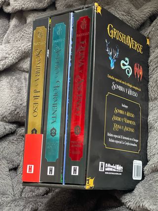 ESTUCHE ESPECIAL - Trilogía Sombra y hueso