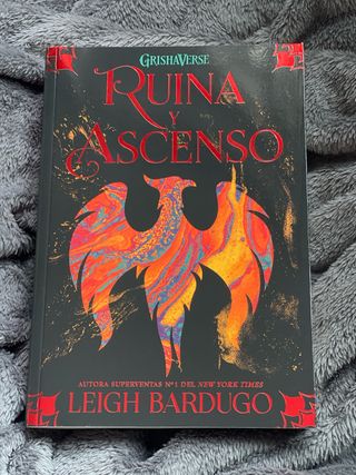 ESTUCHE ESPECIAL - Trilogía Sombra y hueso