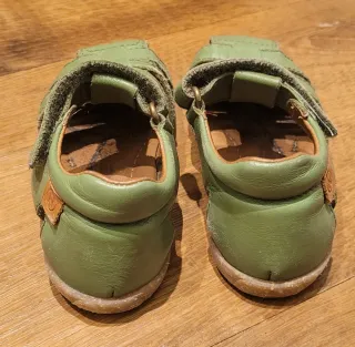 Sandali Naturino verdi bimbo unisex n.24