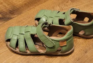 Sandali Naturino verdi bimbo unisex n.24