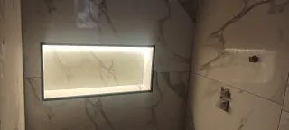 Electricista titulado,(Manitas)