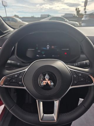 Mitsubishi Colt 2025