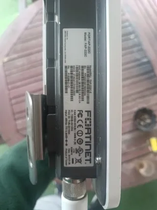 Fortinet FortiAP-222C Punto Acceso Wi-Fi