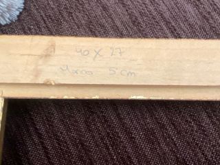 Marco de madera dorado para cuadros