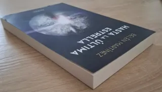 Hasta la  última estrella libro