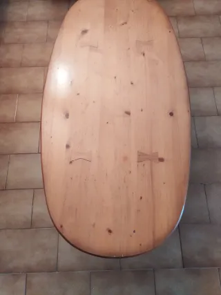 Mesa de centro de madera de pino