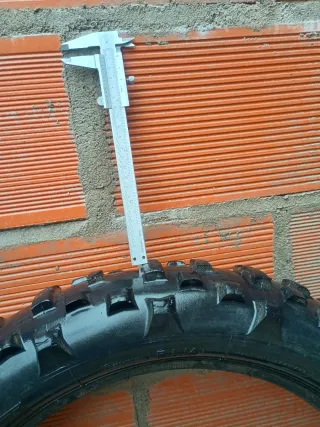 Neumático Michelin Enduro 140/80/18 Competición