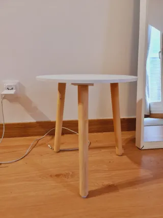 Mesa auxiliar redonda madera